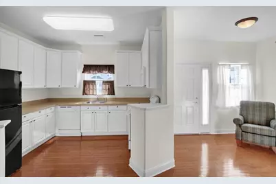 125 Village Drive, Blandon, PA 19510 - Photo 3