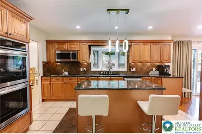 2210 Greenwood Road, Salisbury Township, PA 18103 - Photo 7