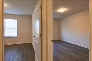 6641 Stein Way, Lower Macungie Township, PA 18062 - Photo 25
