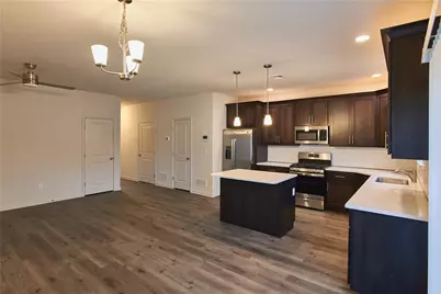 6641 Stein Way, Lower Macungie Township, PA 18062 - Photo 7