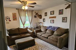 331 E Hazard St, Summit Hill Boro, PA 18250 - Photo 3