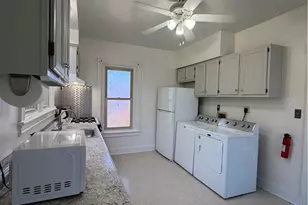 1559 Broadway St, Fountain Hill Boro, PA 18015 - Photo 5