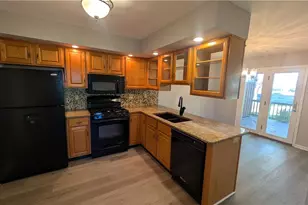 371 Biondo Ct, Bethlehem, PA 18017 - Photo 3