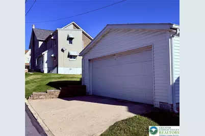 3122 N Hobson Street, Whitehall Township, PA 18052 - Photo 9