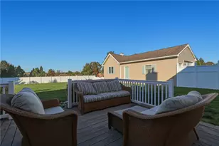 5181 Celia Dr, Allentown City, PA 18106 - Photo 5