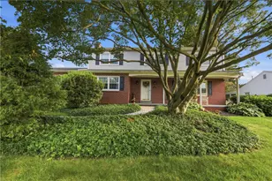 932 Donald Dr, Emmaus Boro, PA 18049 - Photo 1