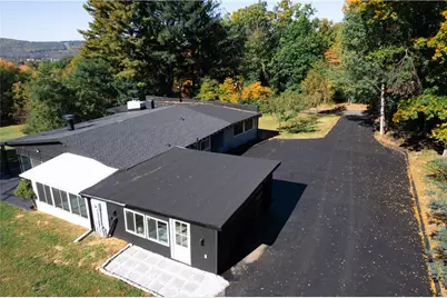 2190 Polk Valley Road, Lower Saucon Township, PA 18055 - Photo 5
