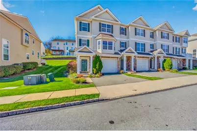 3562 Penfield Way, Upper Nazareth, PA 18064 - Photo 3