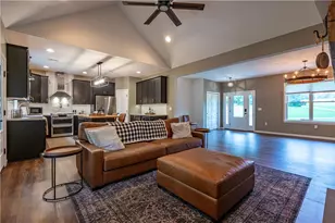 365 Steely Hill Rd, Williams Township, PA 18077 - Photo 11
