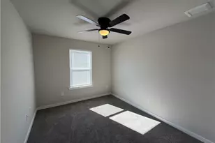 839 Catherine Dr, Coplay Boro, PA 18037 - Photo 11