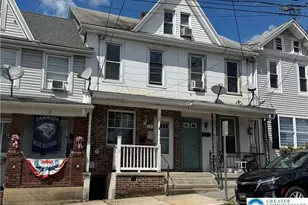 413 E Union St, Tamaqua, PA 18252 - Photo 1