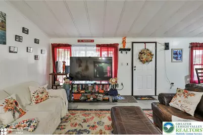 8701 Evergreen Circle, Upper Macungie Township, PA 18031 - Photo 29