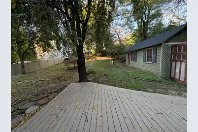 16 W Center Street, Nazareth, PA 18064 - Photo 3