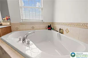 2305 Aberdeen Way, Lower Macungie Township, PA 18062 - Photo 37