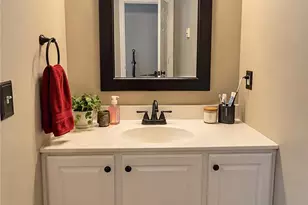 235 S 2nd St, Bangor, PA 18013 - Photo 17
