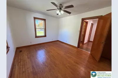 4434 W Mountain View, Lehigh Township, PA 18088 - Photo 13