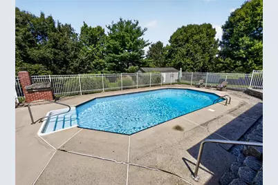5045 Country Top Trail, Bethlehem City, PA 18020 - Photo 5