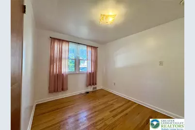 1572 Lois Lane, Bethlehem City, PA 18018 - Photo 15