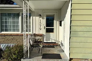 1572 Lois Ln, Bethlehem City, PA 18018 - Photo 3