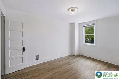 728 Hawthorne Road, Bethlehem, PA 18018 - Photo 11