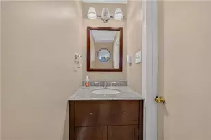 525 St John St, Catasauqua Boro, PA 18032 - Photo 9