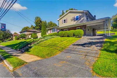 525 Saint John Street, Catasauqua Boro, PA 18032 - Photo 3