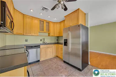 525 Saint John Street, Catasauqua Boro, PA 18032 - Photo 27