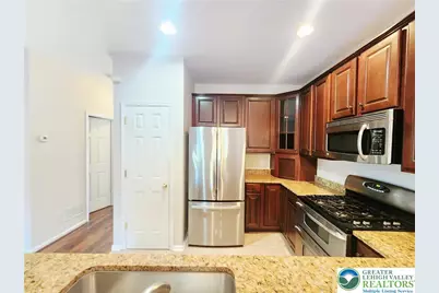 1078 King Way, Upper Macungie Township, PA 18031 - Photo 13