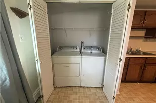 3017 N 3rd St, Whitehall Township, PA 18052 - Photo 7