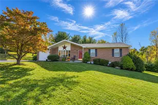 7005 Dogwood Cir, Washington Township, PA 18080 - Photo 1