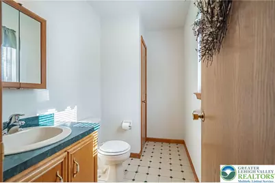 7005 Dogwood Circle, Washington Township, PA 18080 - Photo 25