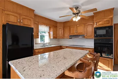 425 W Vine Street, Fleetwood, PA 19522 - Photo 5