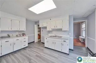 250 S 13th St, Allentown City, PA 18102 - Photo 17