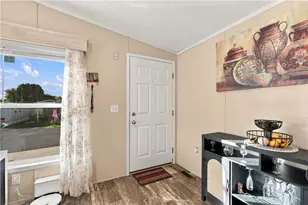 1073 Dogwood St, North Whitehall Township, PA 18059 - Photo 3