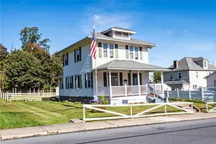 951 Upper Pennsylvania Ave, Bangor, PA 18013 - Photo 3