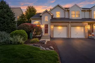 207 Ridings Cir, Macungie Boro, PA 18062 - Photo 1