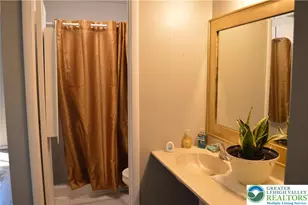1575 Creekside Rd, Whitehall Township, PA 18052 - Photo 13