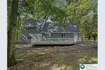 348 Carnation Road, Middle Smithfield, PA 18302 - Photo 1