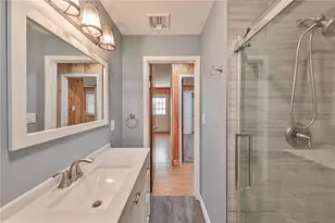 5622 E Texas Rd, Lower Macungie Township, PA 18062 - Photo 21