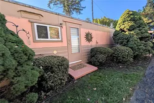 602 S 24th St, Wilson, PA 18042 - Photo 1