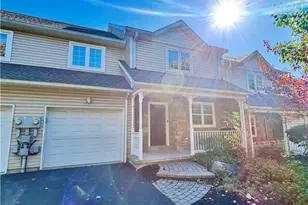 386 Saint Elmo St, Upper Nazareth, PA 18064 - Photo 1