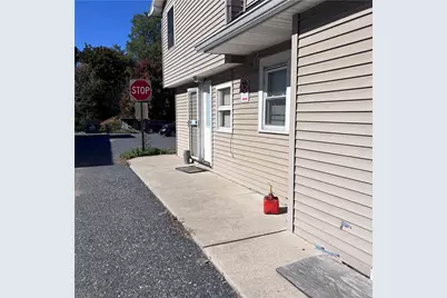 2045 Willow Park Road, Bethlehem Township, PA 18020 - Photo 3