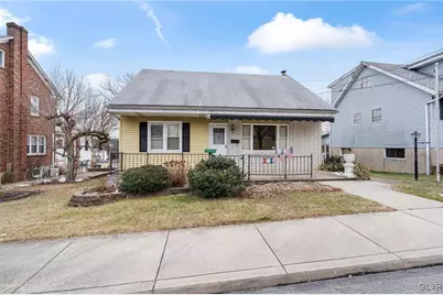 505 Pennsylvania Avenue, Roseto Borough, PA 18013 - Photo 1