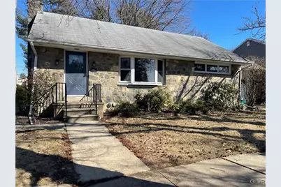 1906 Lincoln Street, Bethlehem City, PA 18017 - Photo 1