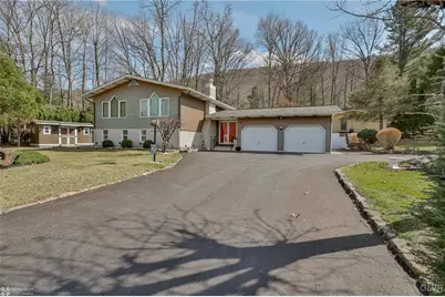 81 Park Avenue, Nesquehoning Borough, PA 18240 - Photo 1