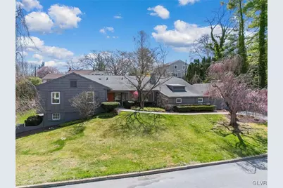 2824 College Drive, Allentown City, PA 18104 - Photo 1