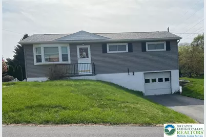 546 Moravian Avenue, Palmer Twp, PA 18045 - Photo 1