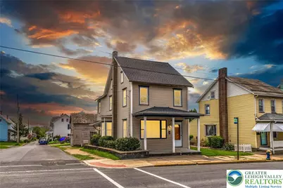 202 Pennsylvania Avenue, Pen Argyl, PA 18072 - Photo 1