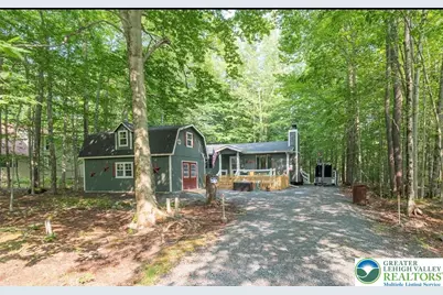 266 Maxatawny Drive, Coolbaugh Twp, PA 18347 - Photo 1