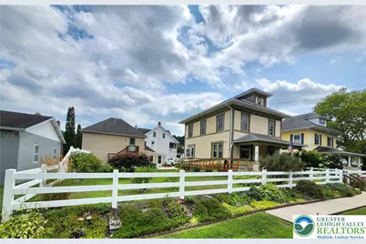 426 E Franklin Street, Slatington Boro, PA 18080 - Photo 1